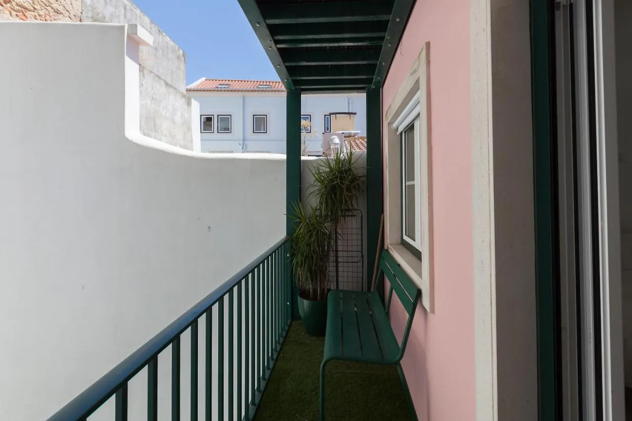 Appartamento Flh Portas Do Sol White Design Flat Lisbona